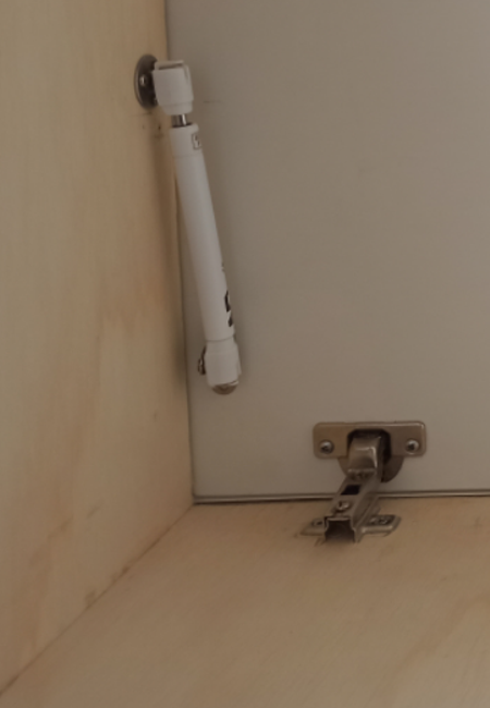 Batente com Tampa para Escada de Sótão Pistão