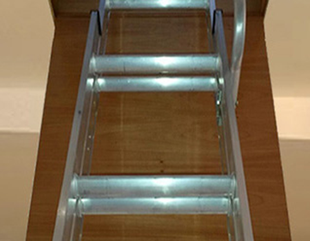 Escada de Alumínio Alulev